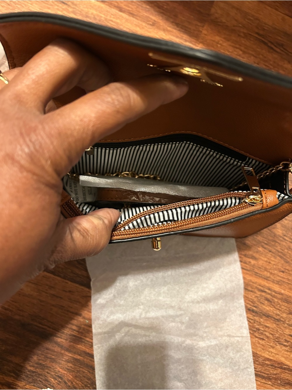 Beautiful Purse - Picture 2 of 2